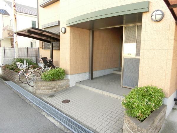 シューメゾンＡ