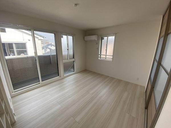 シャルマン東三国ヶ丘