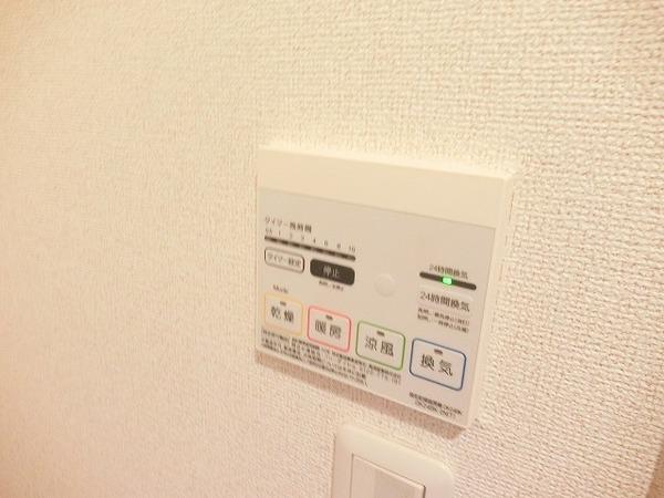 ジュネス　リアン