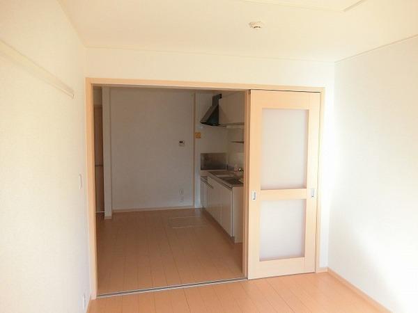 ジュネス　リアン