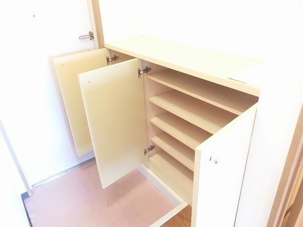 リベラルアージ