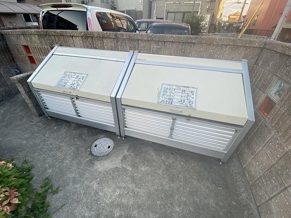 ファミールタカゼンＥ棟