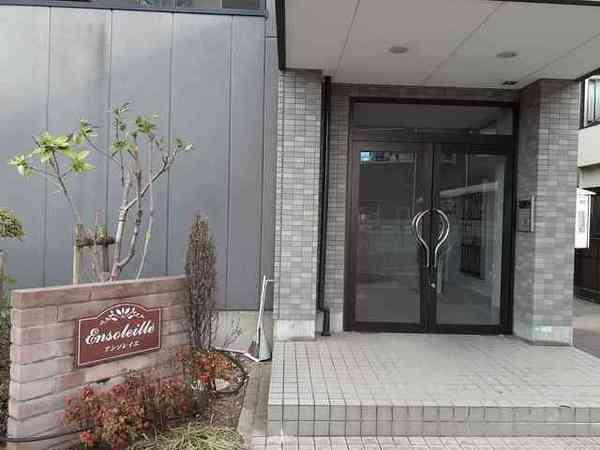 アンソレイエ