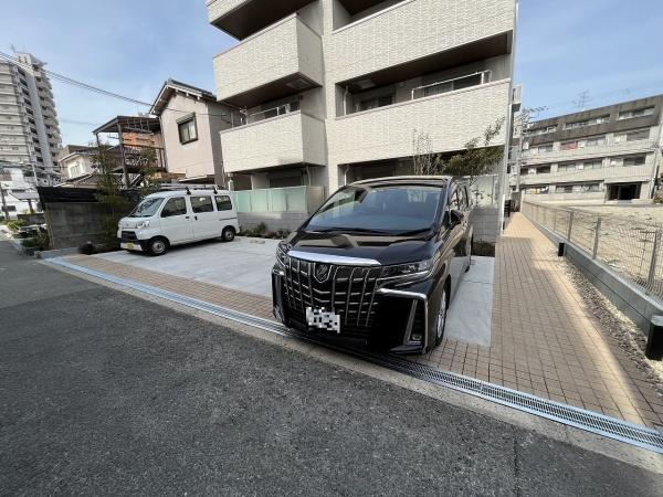 シャーメゾン　レアレア