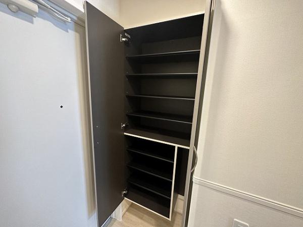 レヴォントゥレット２