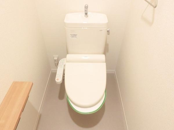 シャーメゾン三宝
