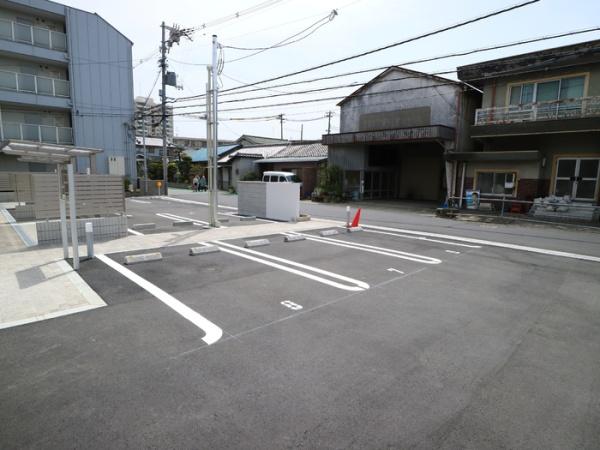 サンハイツ岡　６