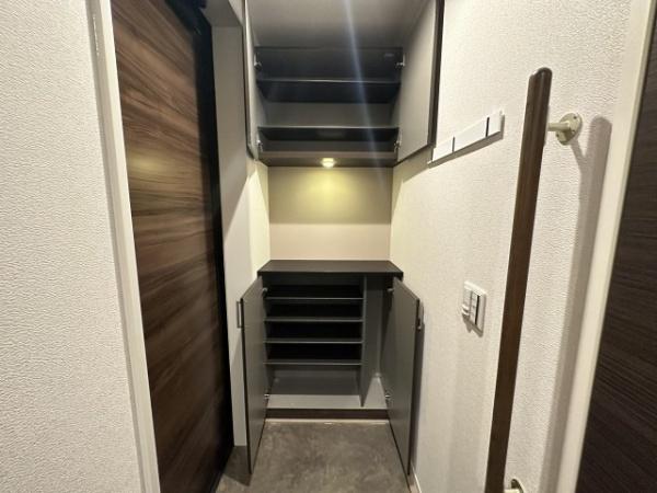 ＧｒａｎｄＣｈａｒｉｏｔ　新金岡
