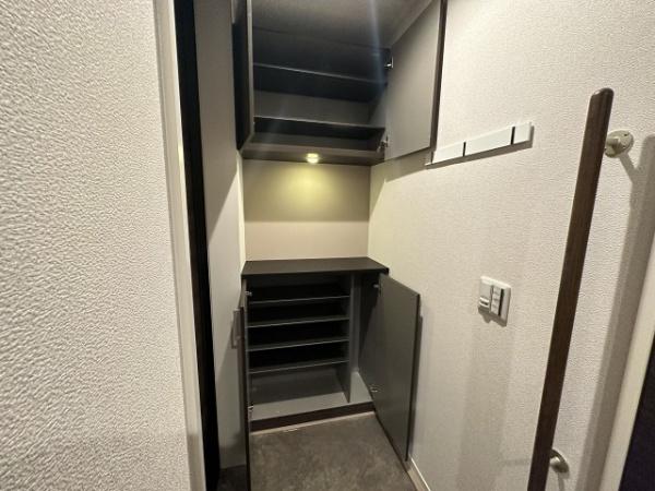 ＧｒａｎｄＣｈａｒｉｏｔ　新金岡
