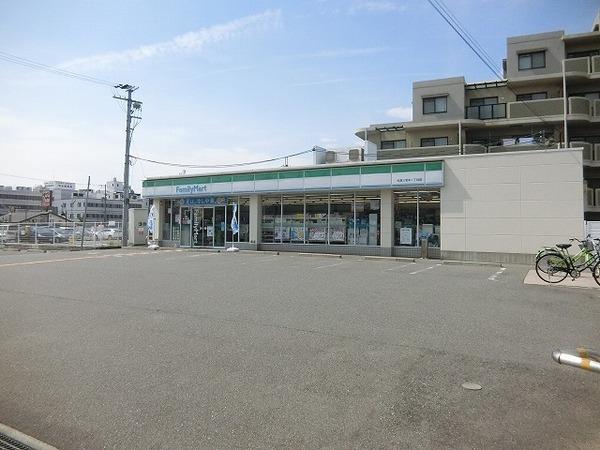 レジデンス佃(ファミリーマート松原三宅中一丁目店)