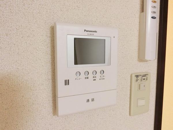 堺市西区鳳西町２丁のハイツ