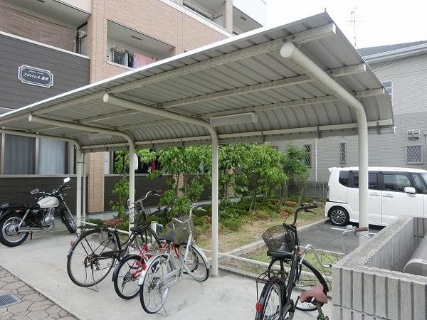 堺市西区鳳西町２丁のハイツ