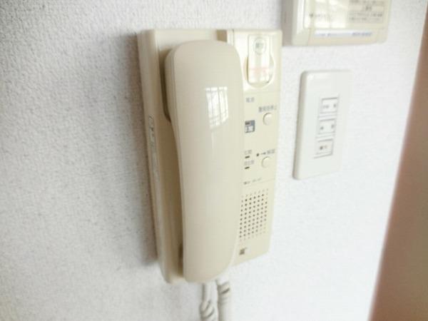 フレア・ブローリー