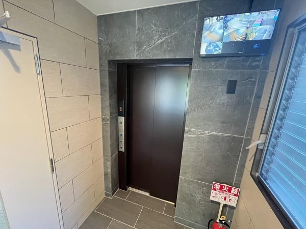ＦＲＥＥＤＯＭ　ｒｅｓｉｄｅｎｃｅ堺大小路