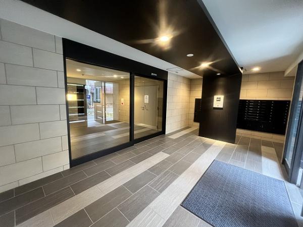 ＦＲＥＥＤＯＭ　ｒｅｓｉｄｅｎｃｅ堺大小路