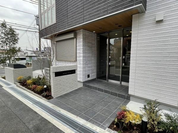 シャーメゾン　セレナ　ヴィラ
