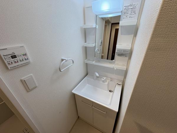 ＦＲＥＥＤＯＭ　ｒｅｓｉｄｅｎｃｅ堺深井沢町
