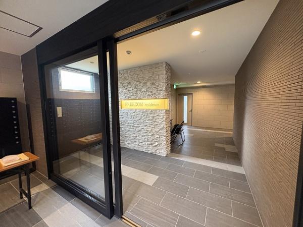 ＦＲＥＥＤＯＭ　ｒｅｓｉｄｅｎｃｅ堺深井沢町