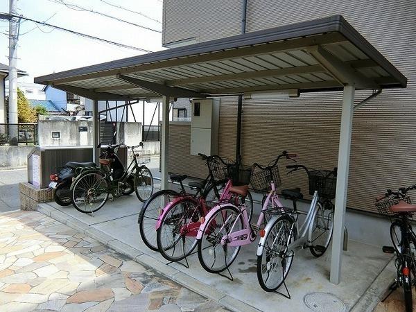 フジパレス石津川ＷＥＳＴ