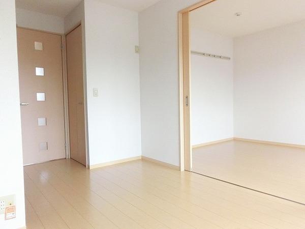 ベァーフルート深井Ａ棟