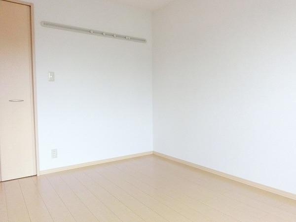ベァーフルート深井Ａ棟