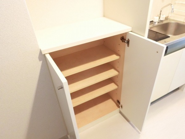 クレスト中もず