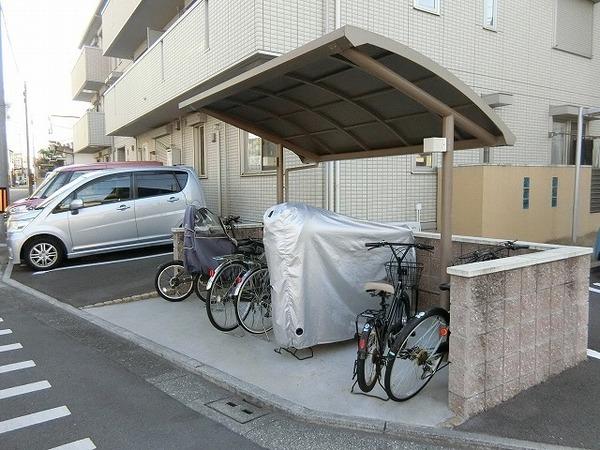 アルベロ　ディ　エノキ