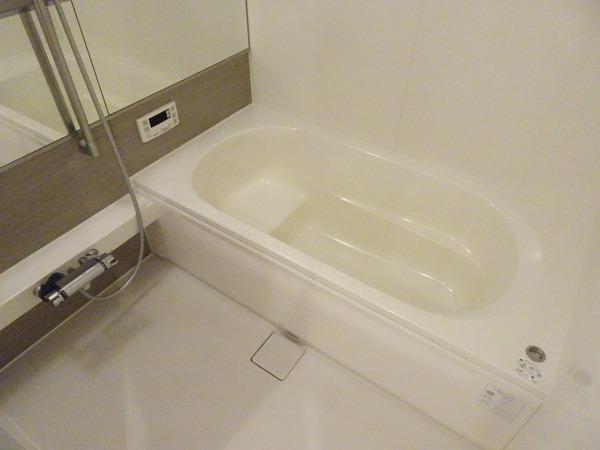 アルベロ　ディ　エノキ