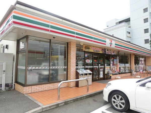 グラン・シェクル浜寺公園(セブンイレブン堺浜寺諏訪森町店)