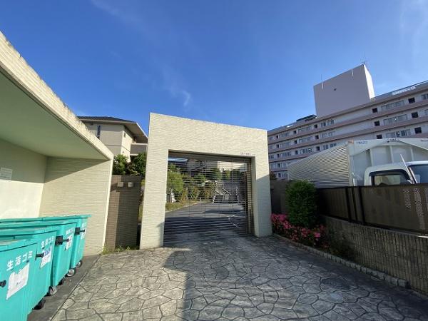 パークヒルズ陵南