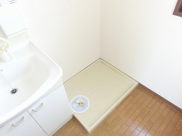 ブラウンヒルズ東山Ｂ棟