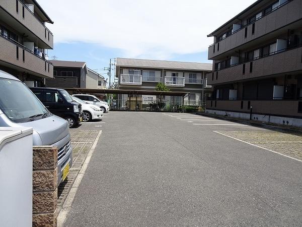 ベァーフルート深井Ａ棟