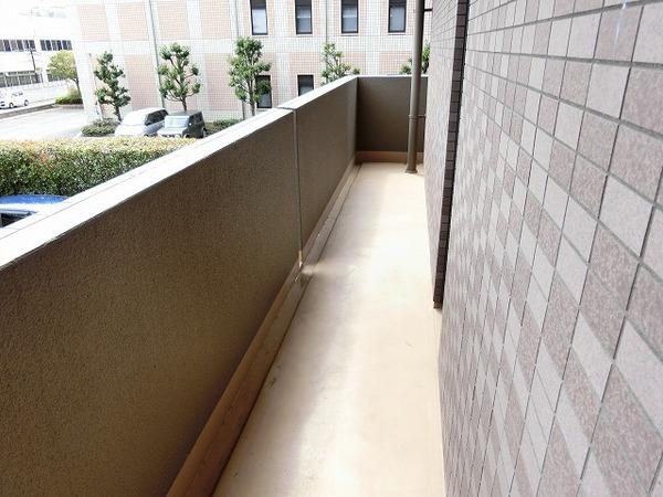 フローラ東館