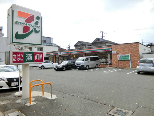 Ｇｎｏｓｉｓ　中長尾(セブンイレブン堺けやき通り店)