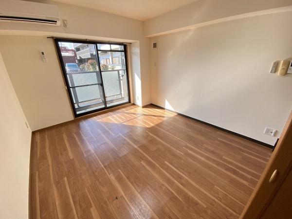 グランドゥール帆屋