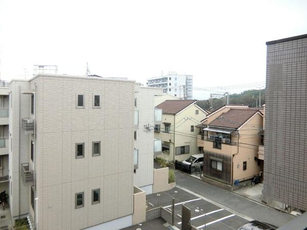 カーサヌーヴォ三国ヶ丘
