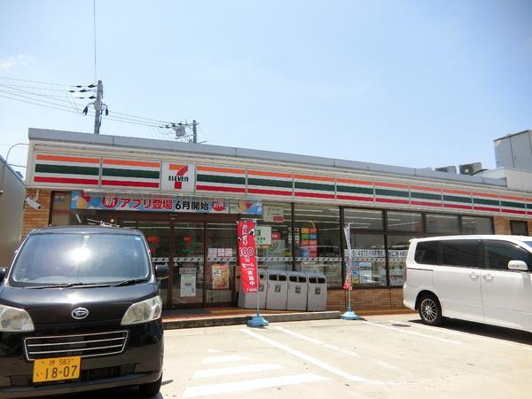パークサイドエルディム(セブンイレブン堺大泉緑地公園前店)
