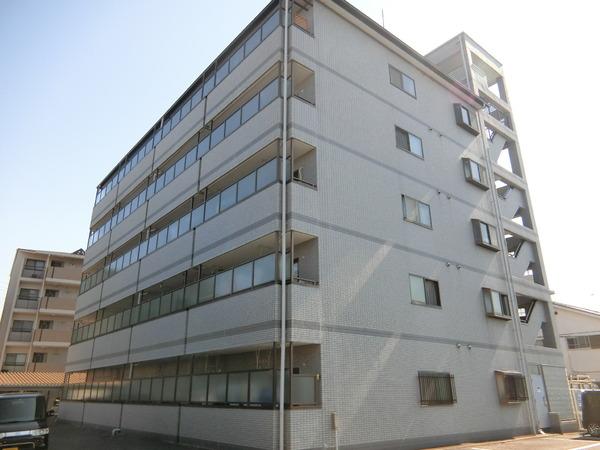 ベルデフラッツ松野