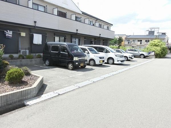Ｔｏｍｙ’ｓ　ｃｏｕｒｔ北花田