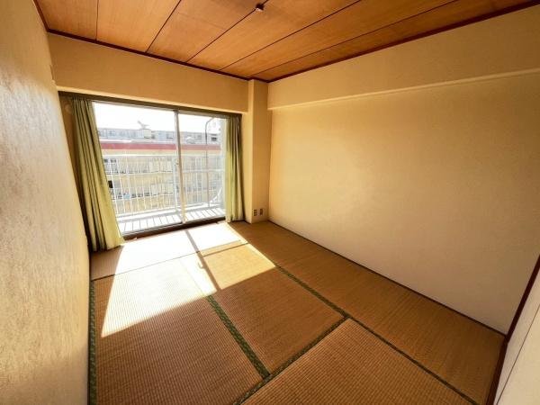 富里市日吉台４丁目のマンション