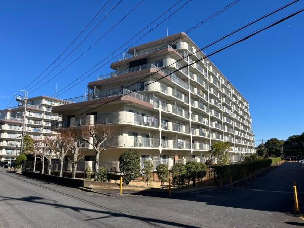 富里市日吉台４丁目のマンション