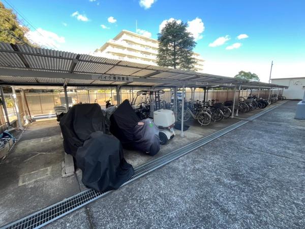 富里市日吉台４丁目のマンション