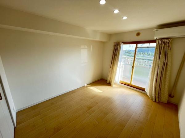 佐倉市ユーカリが丘５丁目のマンション