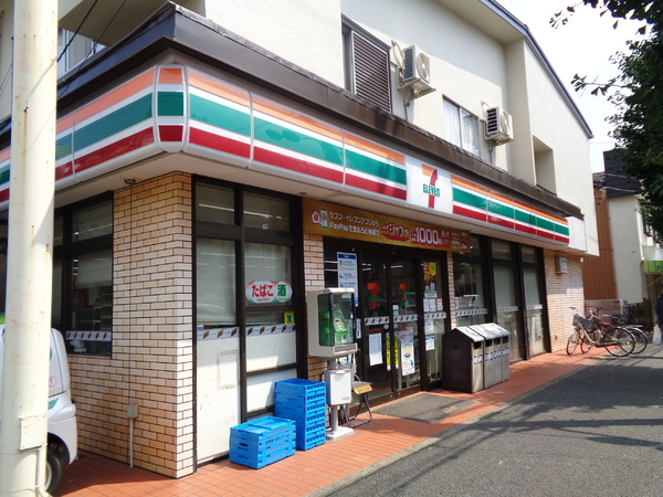 八千代市勝田台1丁目のアパート(セブンイレブン勝田台店)
