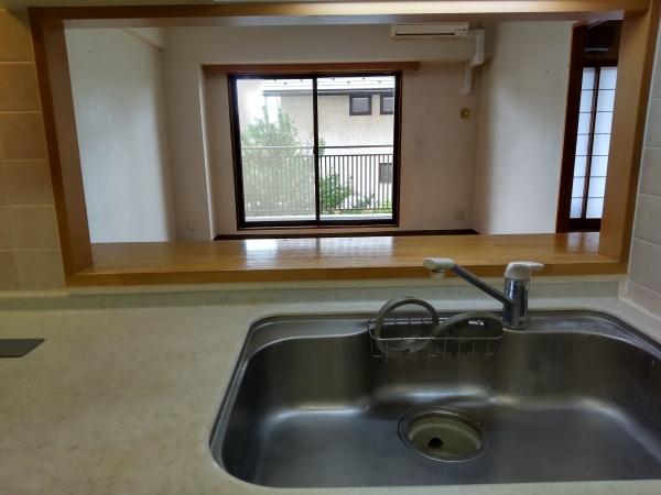 四街道市和良比のマンション