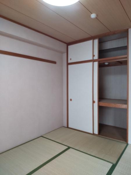 四街道市和良比のマンション