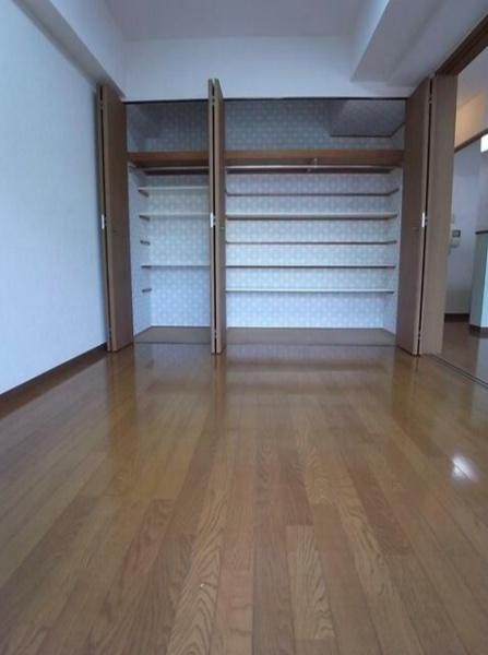 佐倉市西志津１丁目のマンション