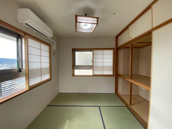 京都市山科区上野御所ノ内町のマンション