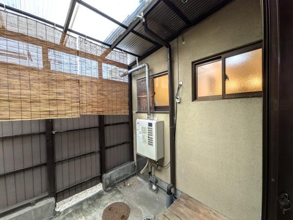 京都市下京区中堂寺壬生川町の貸家