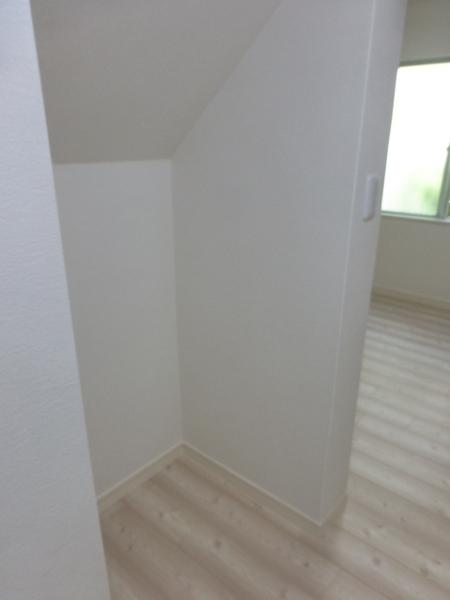モナークハウス